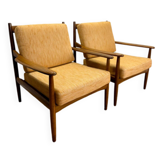 Pair of armchairs attributed to Grete Jalk