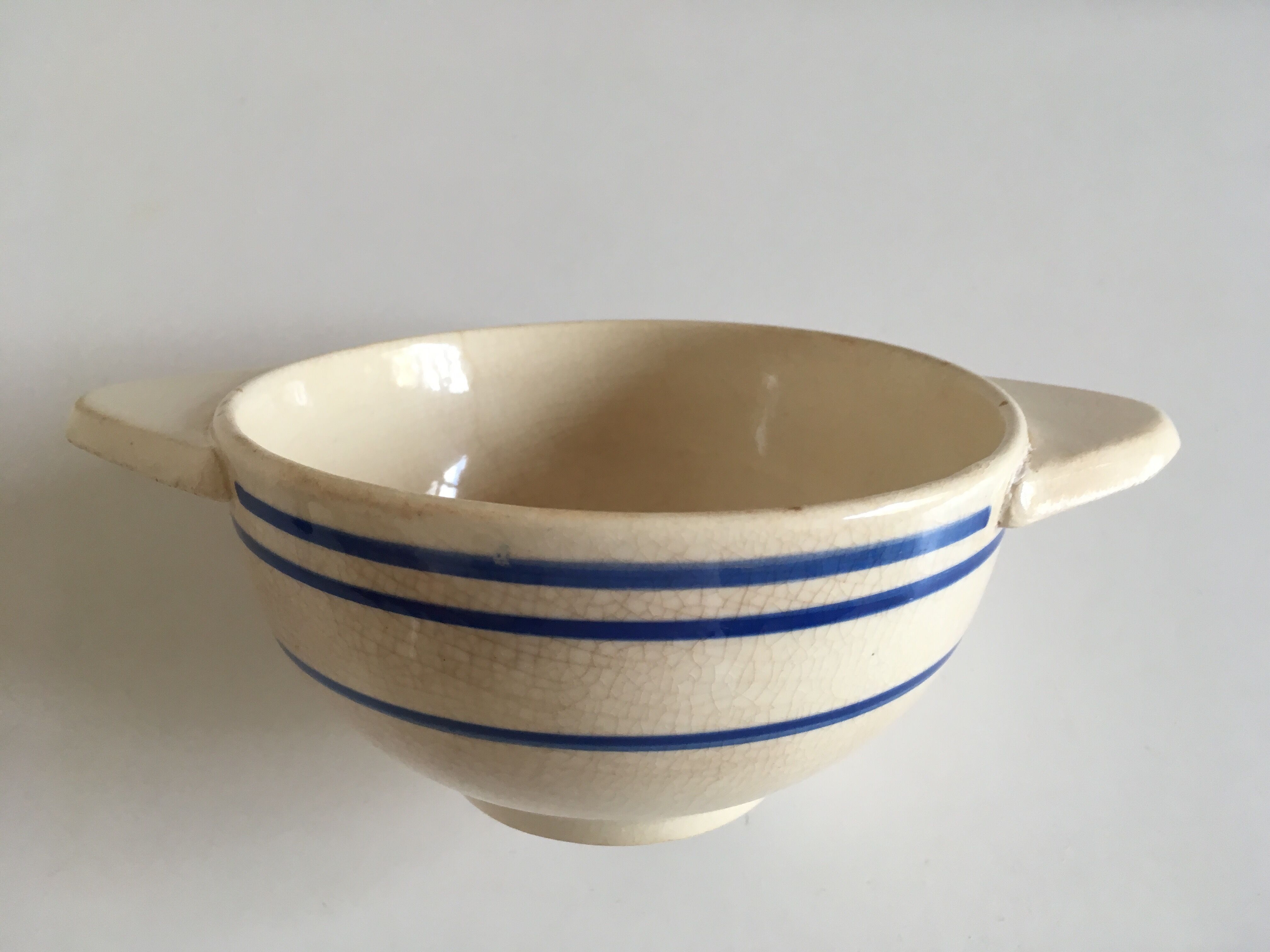 Gien pair of weak bowls 1910