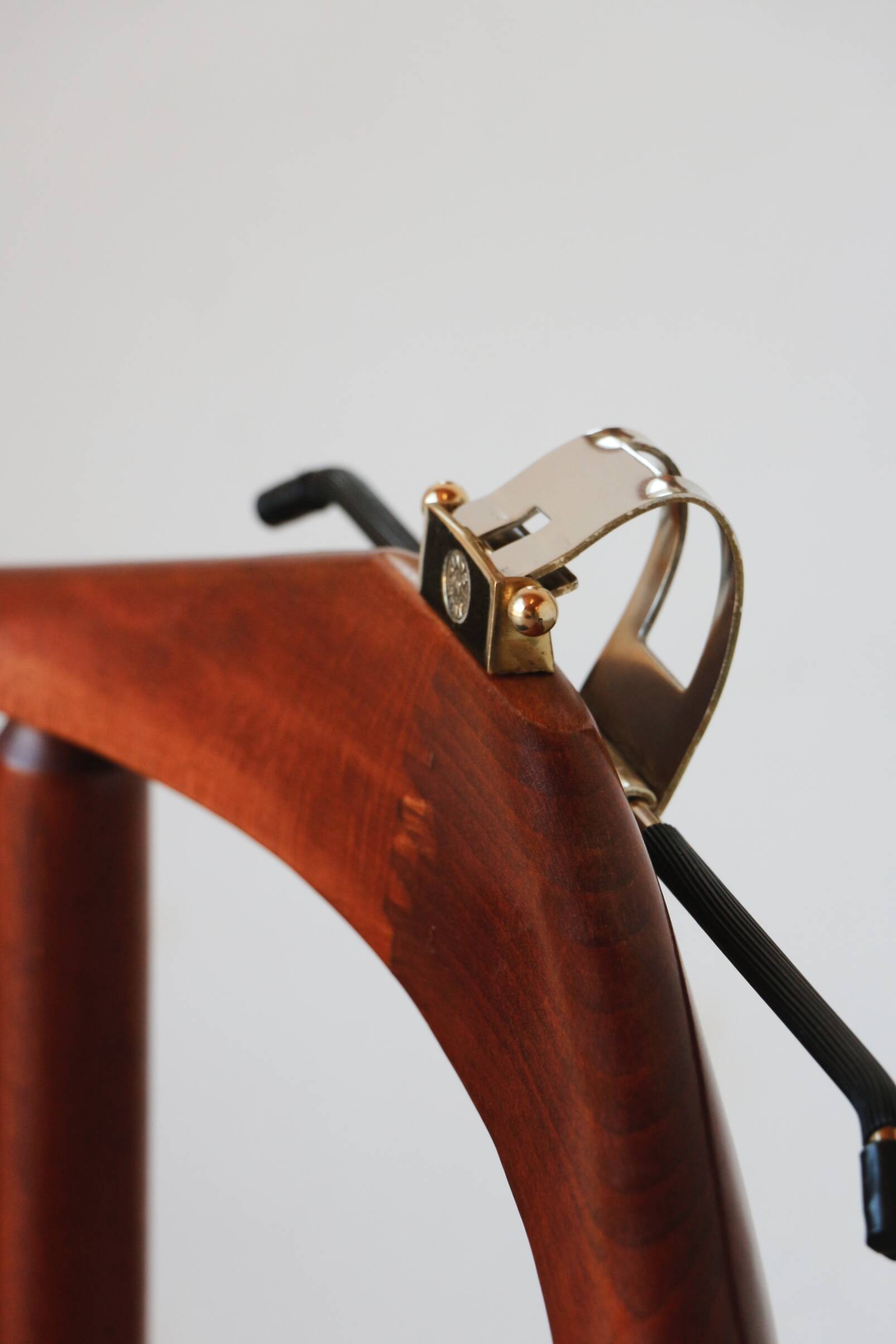 Fratelli Reguitti valet – Vintage Italian chair