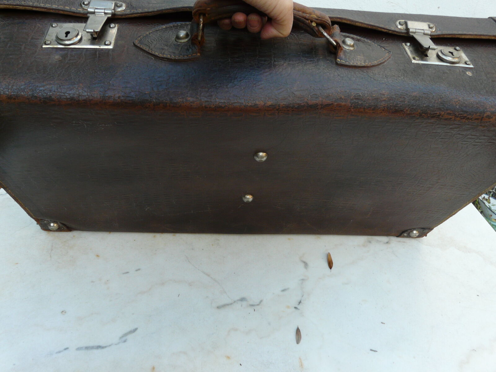 Leather case in brown interior fabric