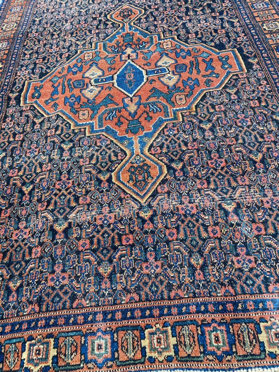 Senneh handmade ancient Persian Oriental carpet 102x139 cm