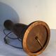 Pied de lampe en bois sculpté