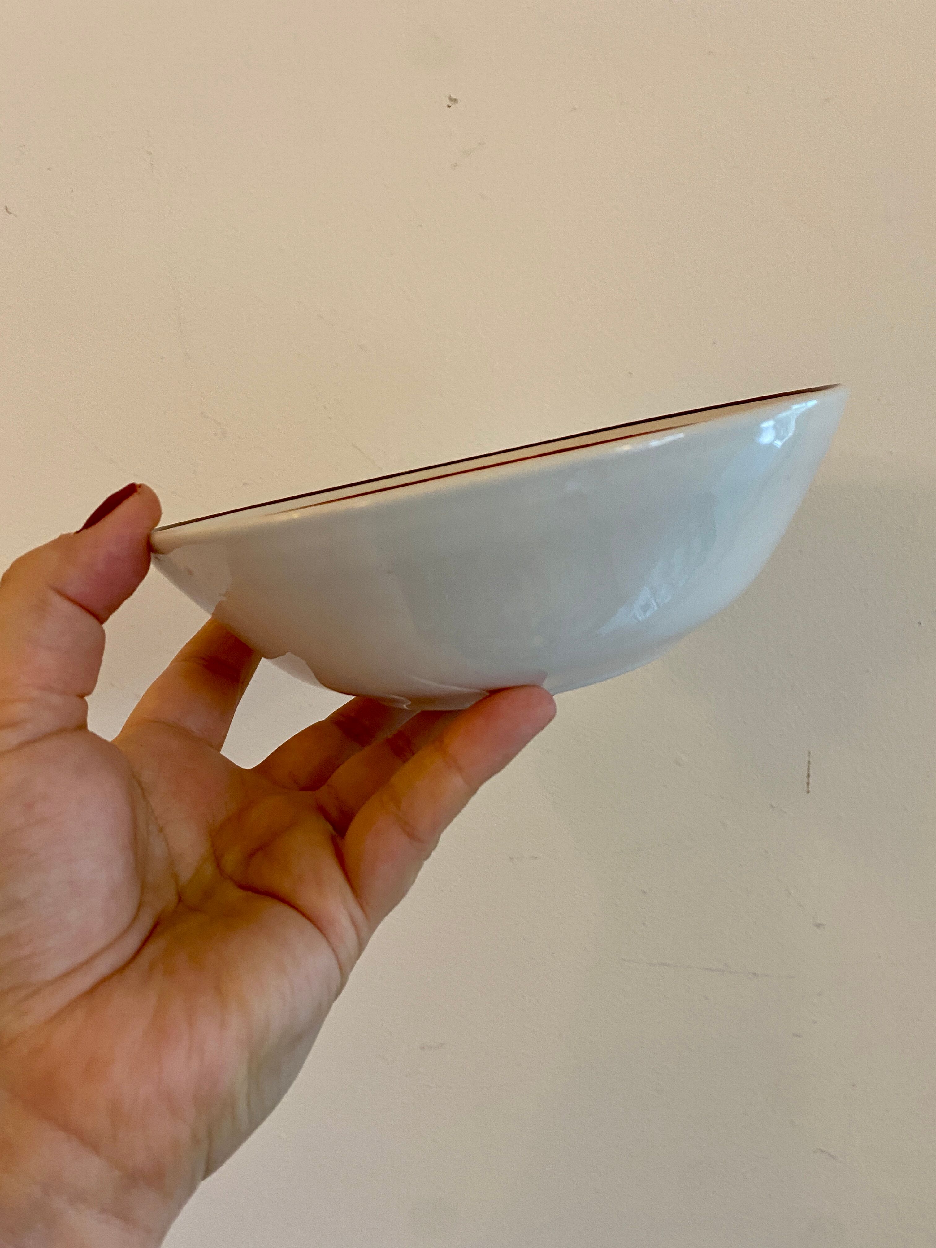 Set of 4 vintage bowls