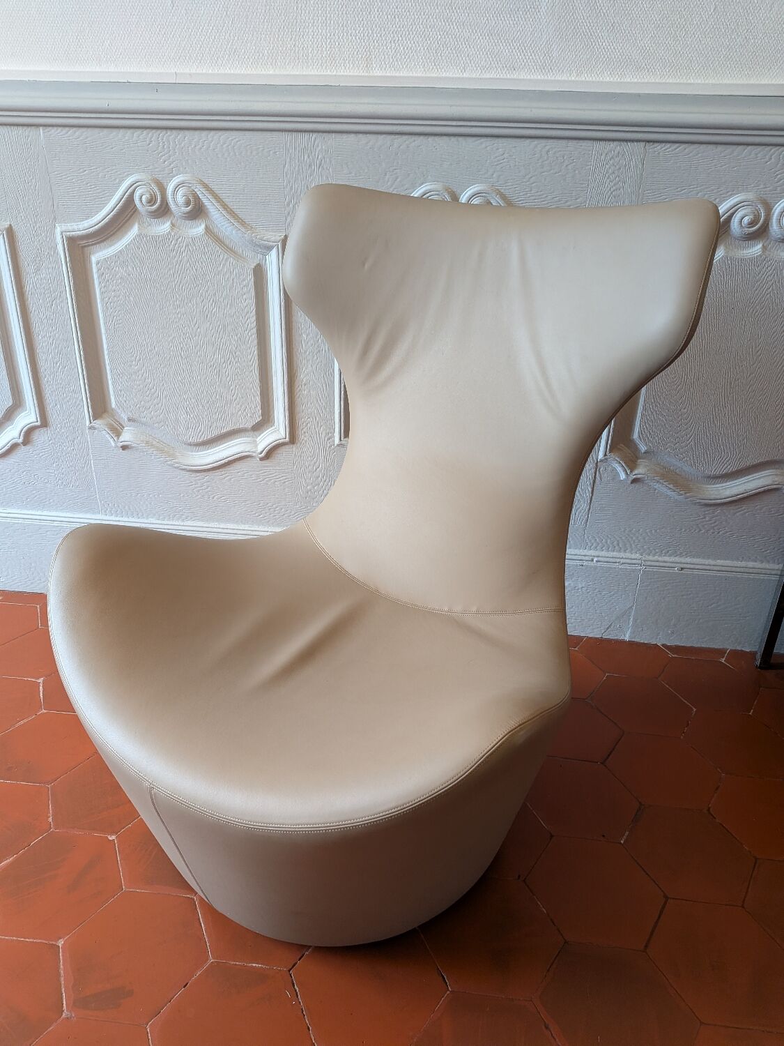 Grande Papilio leather armchair B & B Italia