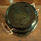 Jar lorraine green glass with lid