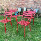 Anciennes chaises de jardin en métal