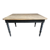 Farmhouse table