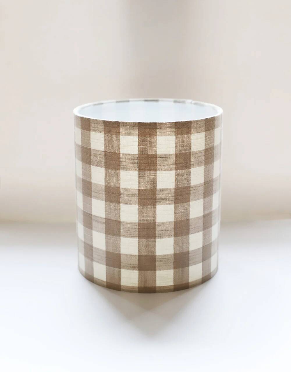 Vintage table lamp, 1950s ceramic base and beige gingham shade.