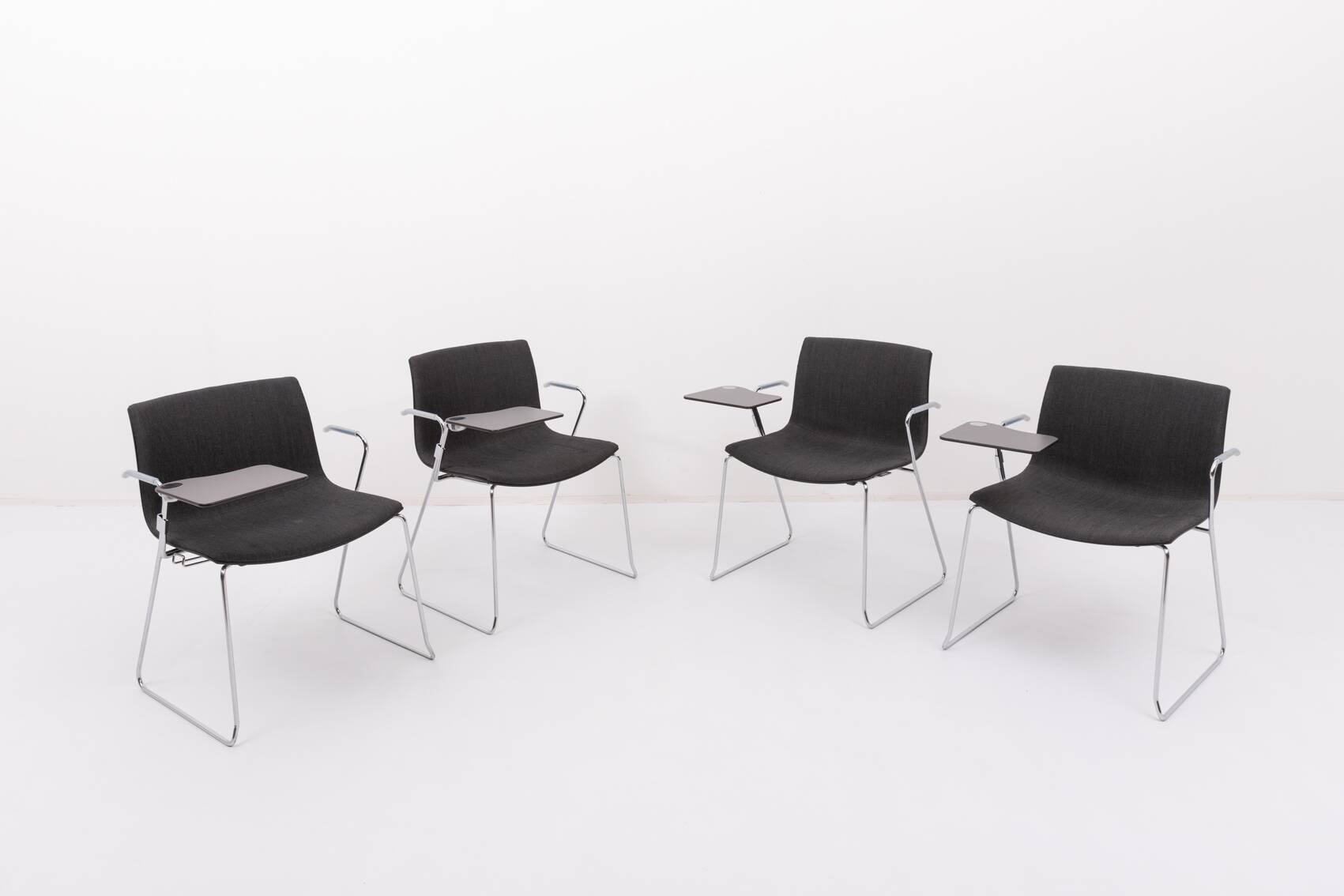 Suite de 4 chaises 'Catifa' par Lievore Altherr Molina pour Arper