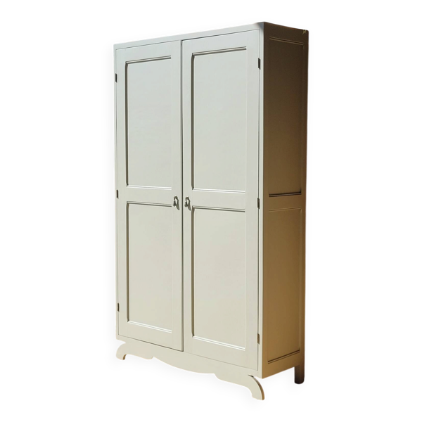 Armoire ancienne rénovée