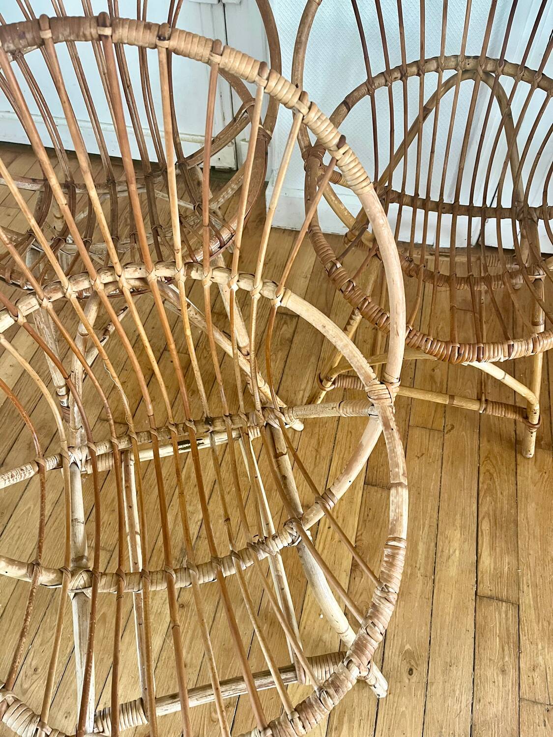 7 vintage rattan armchairs