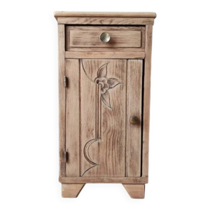Petit meuble ancien en