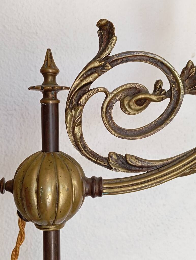 Lampe art nouveau monte et baisse en bronze