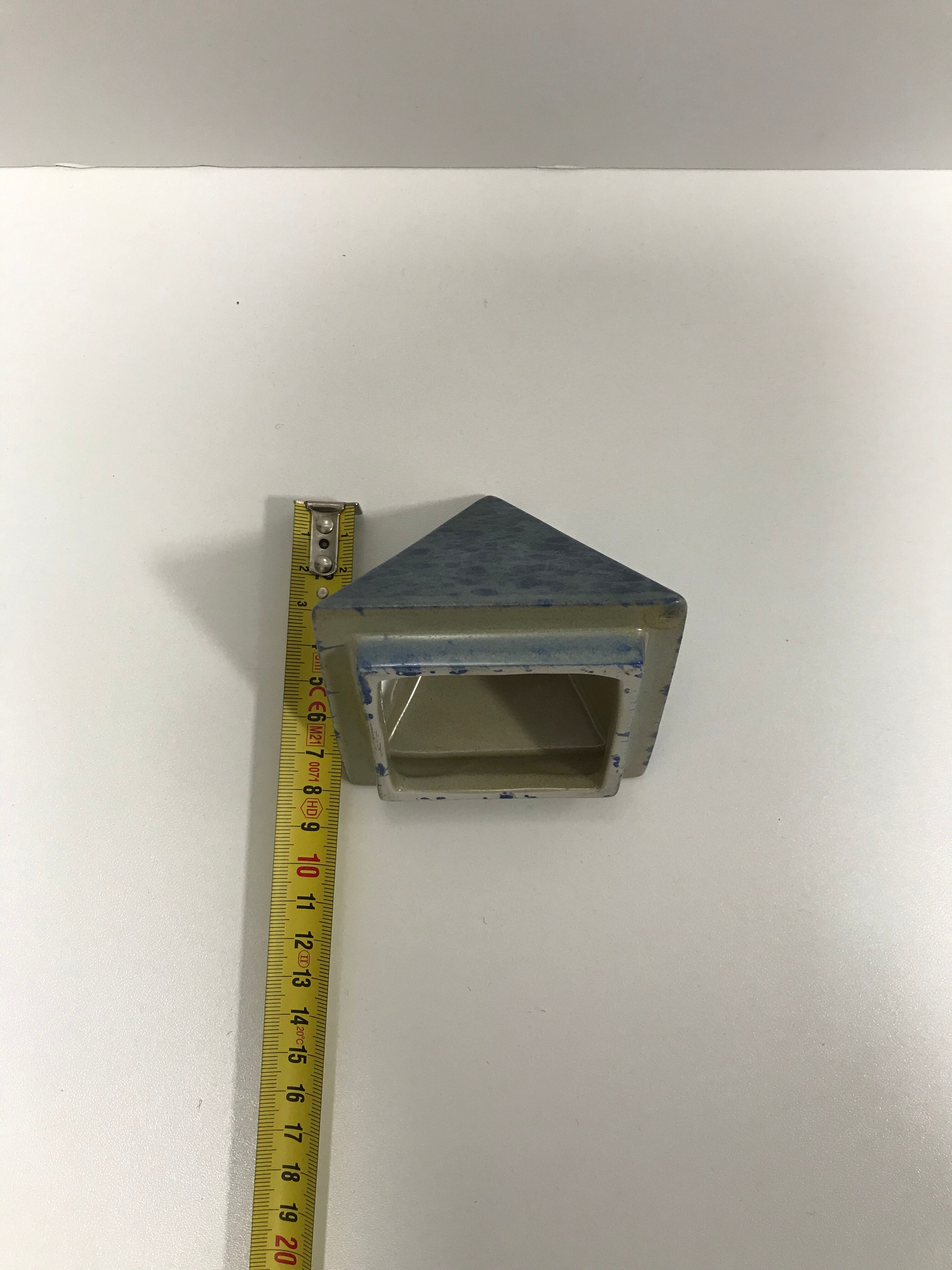 Pyramid-shaped ceramic covered box