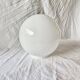 Globe boule vintage en opaline blanche - 28 cm
