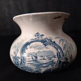 Toilet service, broc and earthenware basin longwy "rocaille xixe"