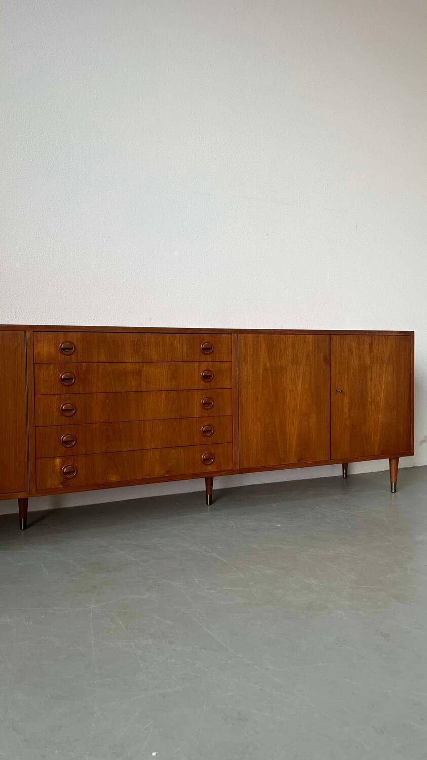 Vintage lowboard XL teak