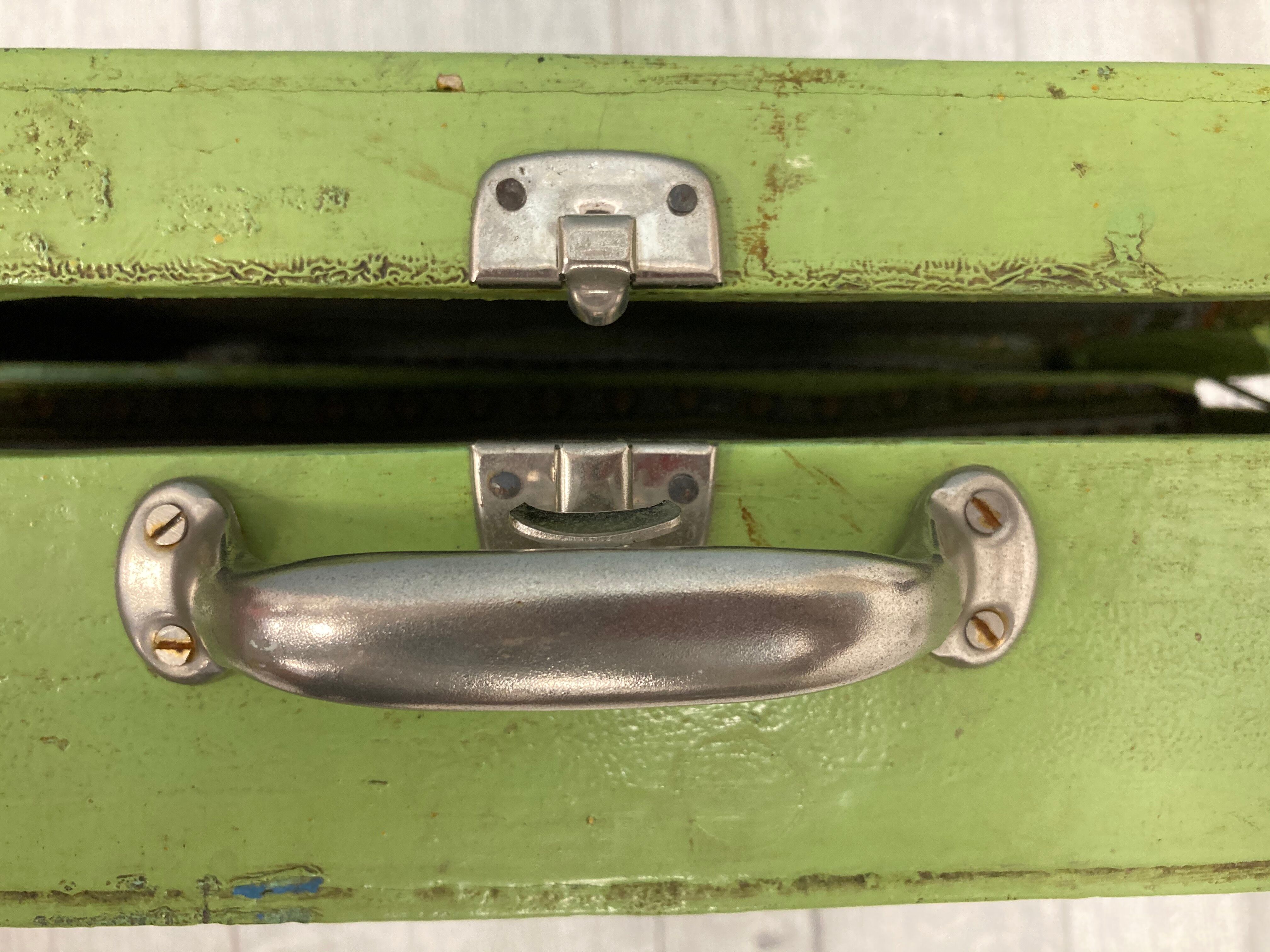 Green painter's case