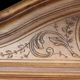 Armoire en noyer vers 1880