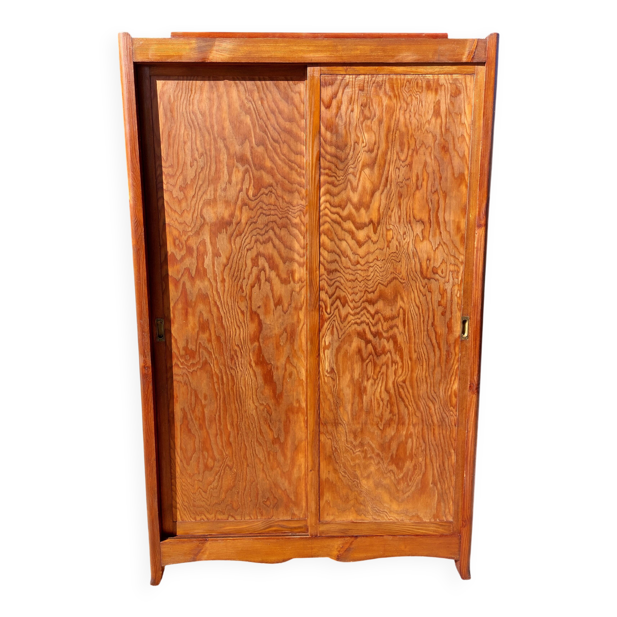 sliding door wardrobe, vintage, possible hanging space