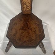 Tripod wooden chair