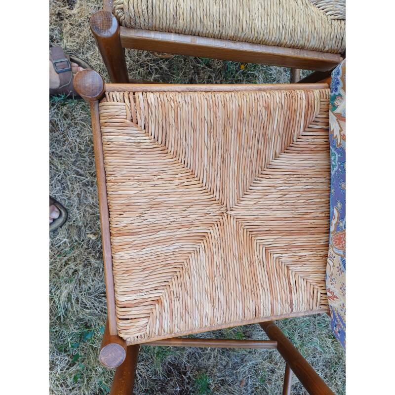 6 wooden kitchen chairs, straw-covered