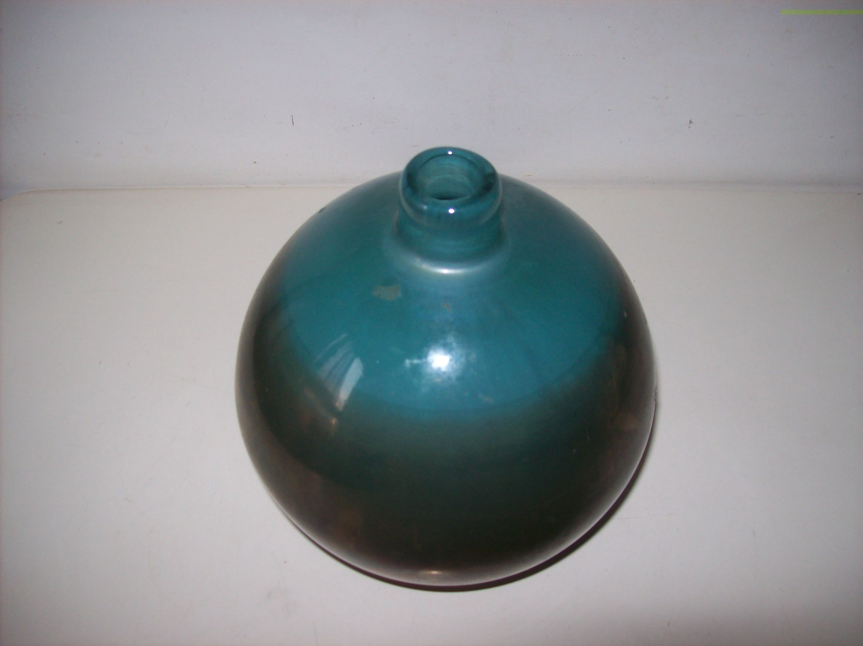 Soliflore ball vase