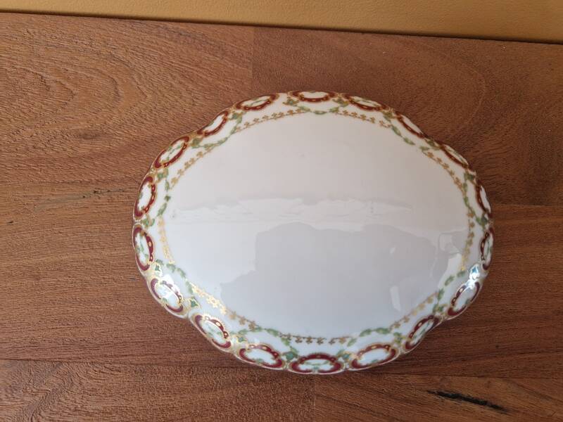 Theodore Haviland - Mousseline porcelain bonbonnière - Limoges 1900