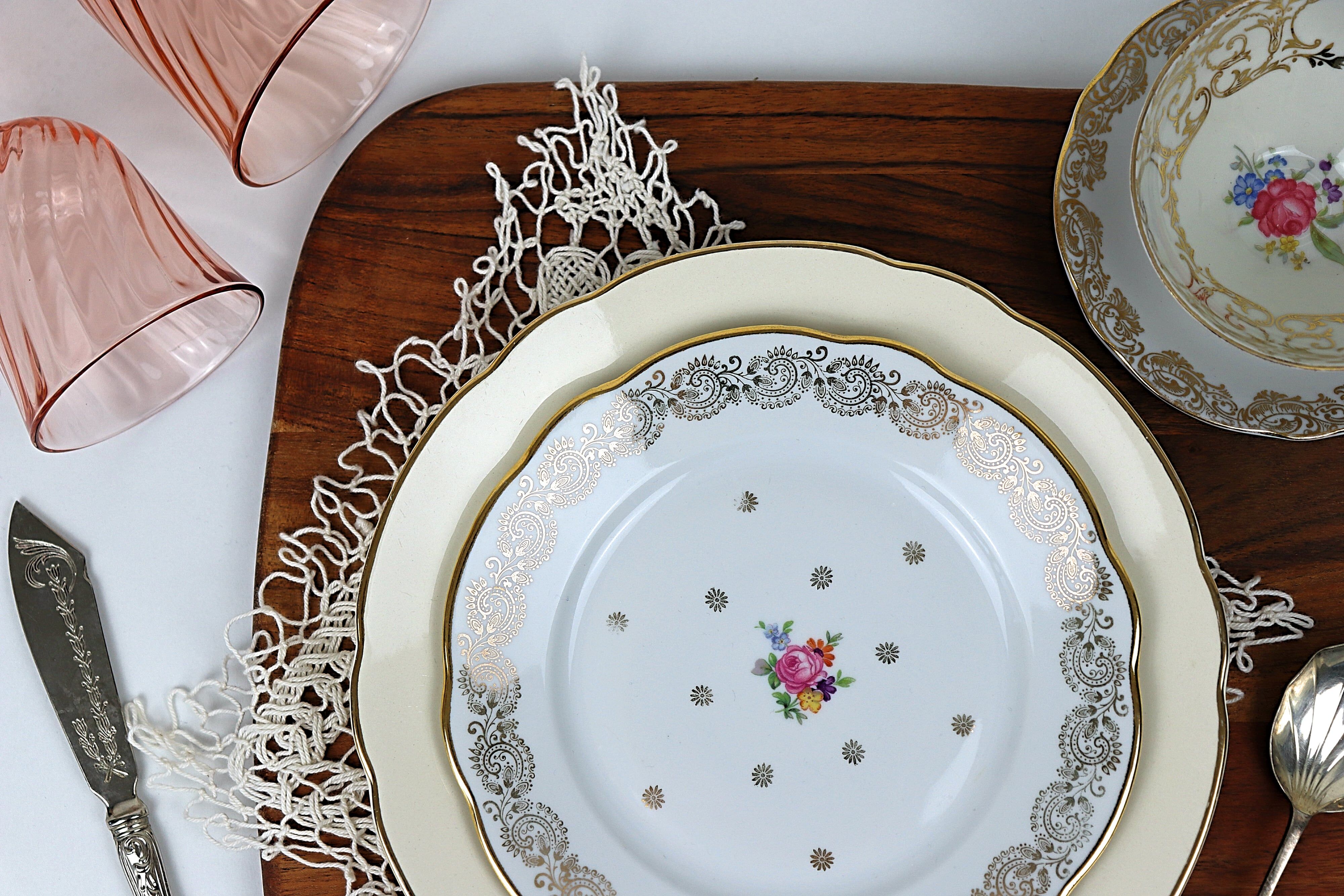 6 vintage porcelain dessert plates