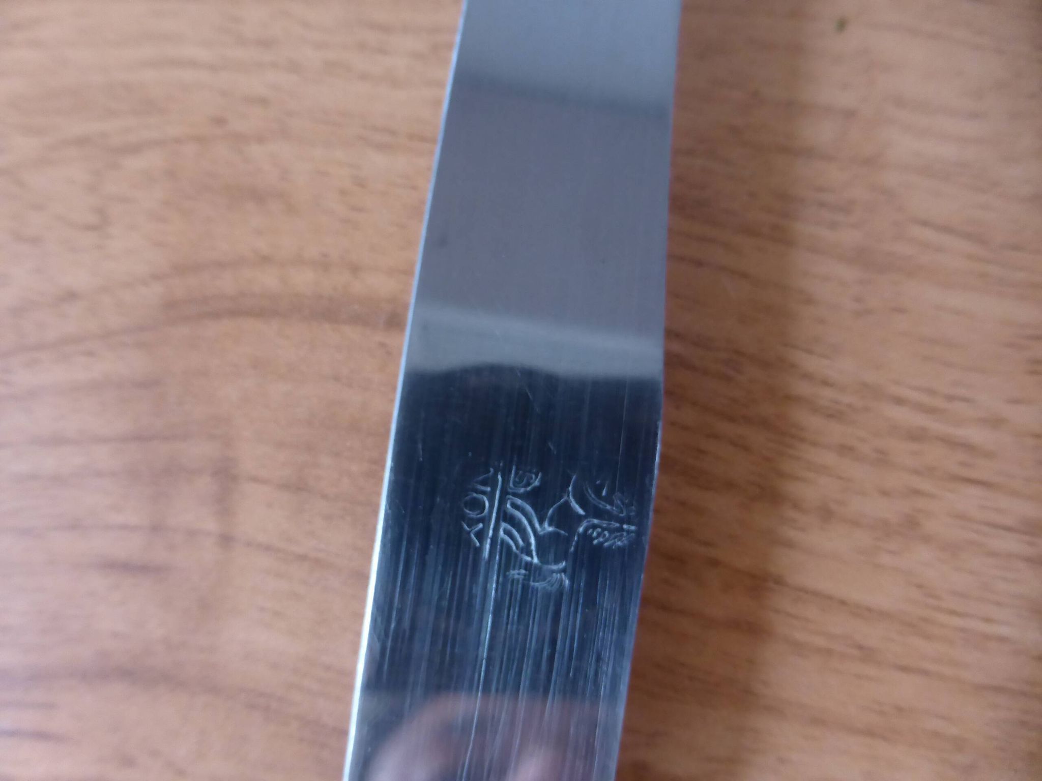 5 vintage silver-plated metal knives with stainless steel blades 240514