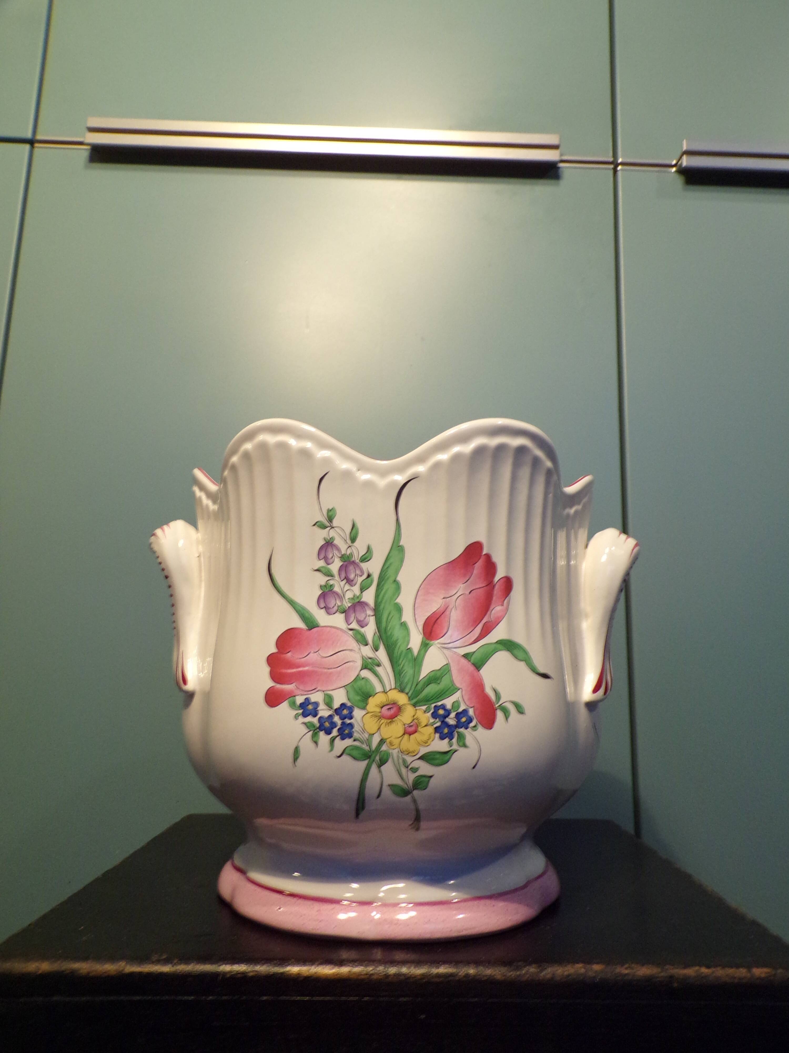 Lunéville Kg flowerpot with street lamp decor