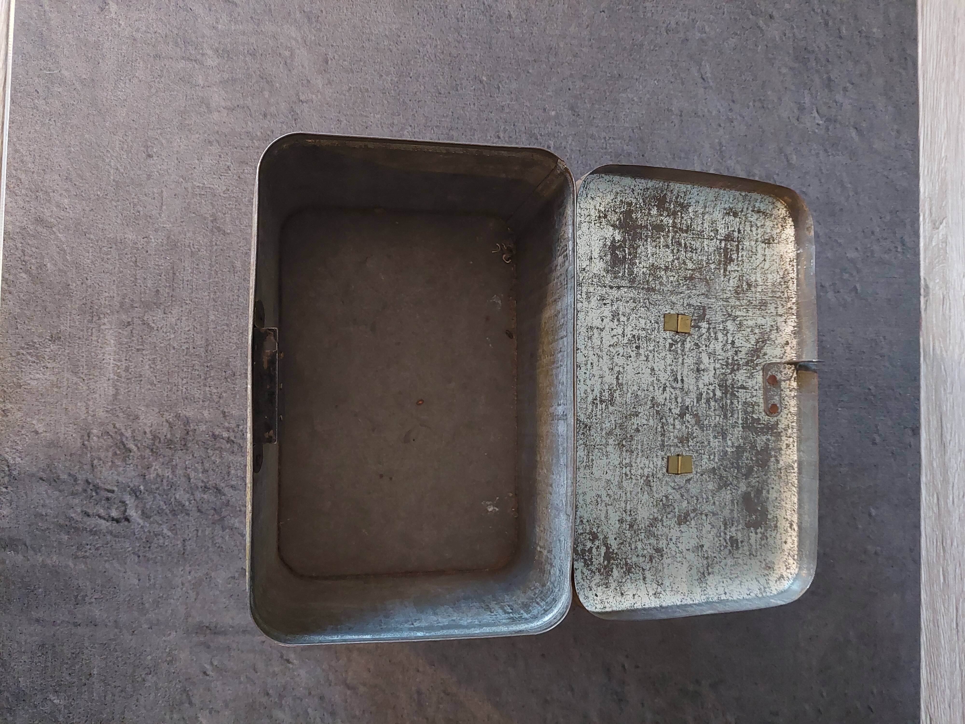 Old Chinese jewelry box