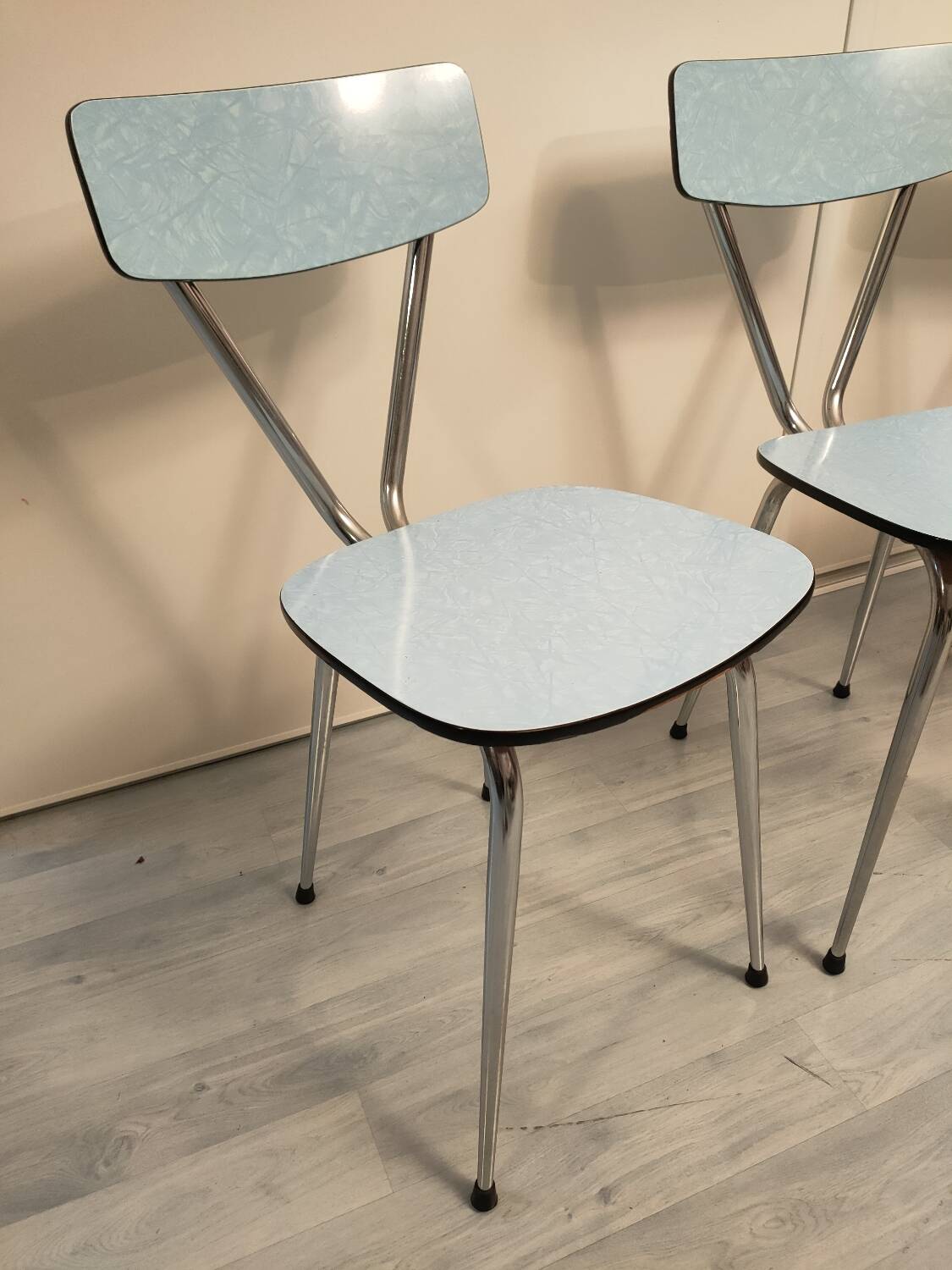 4 formica kitchen chairs