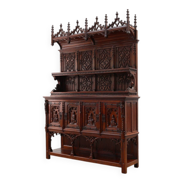 Rare grande armoire néogothique en chêne sculpté à la main du début du XIXe siècle