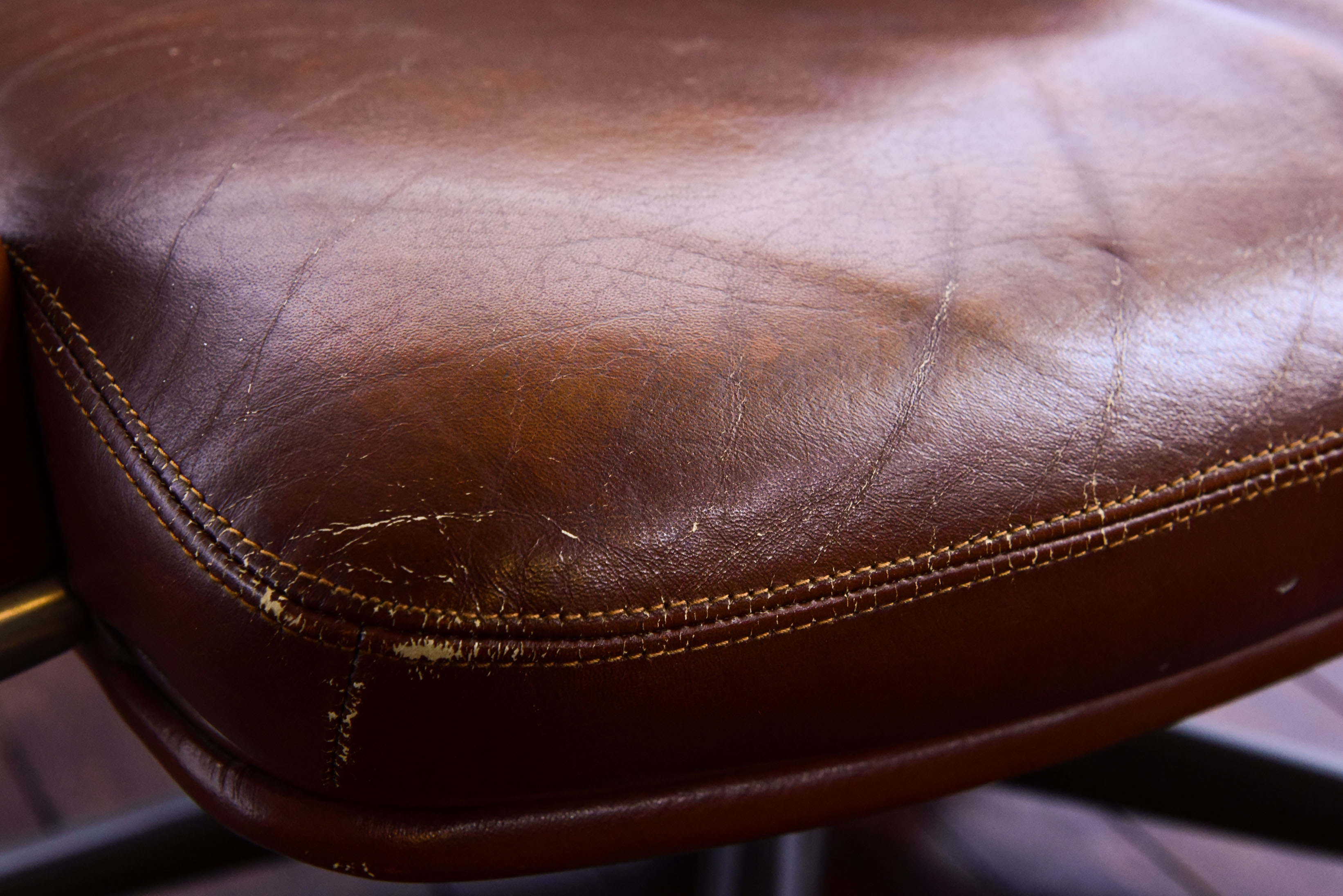 384 boardroom swivel chairs by Harcourt for Artifort