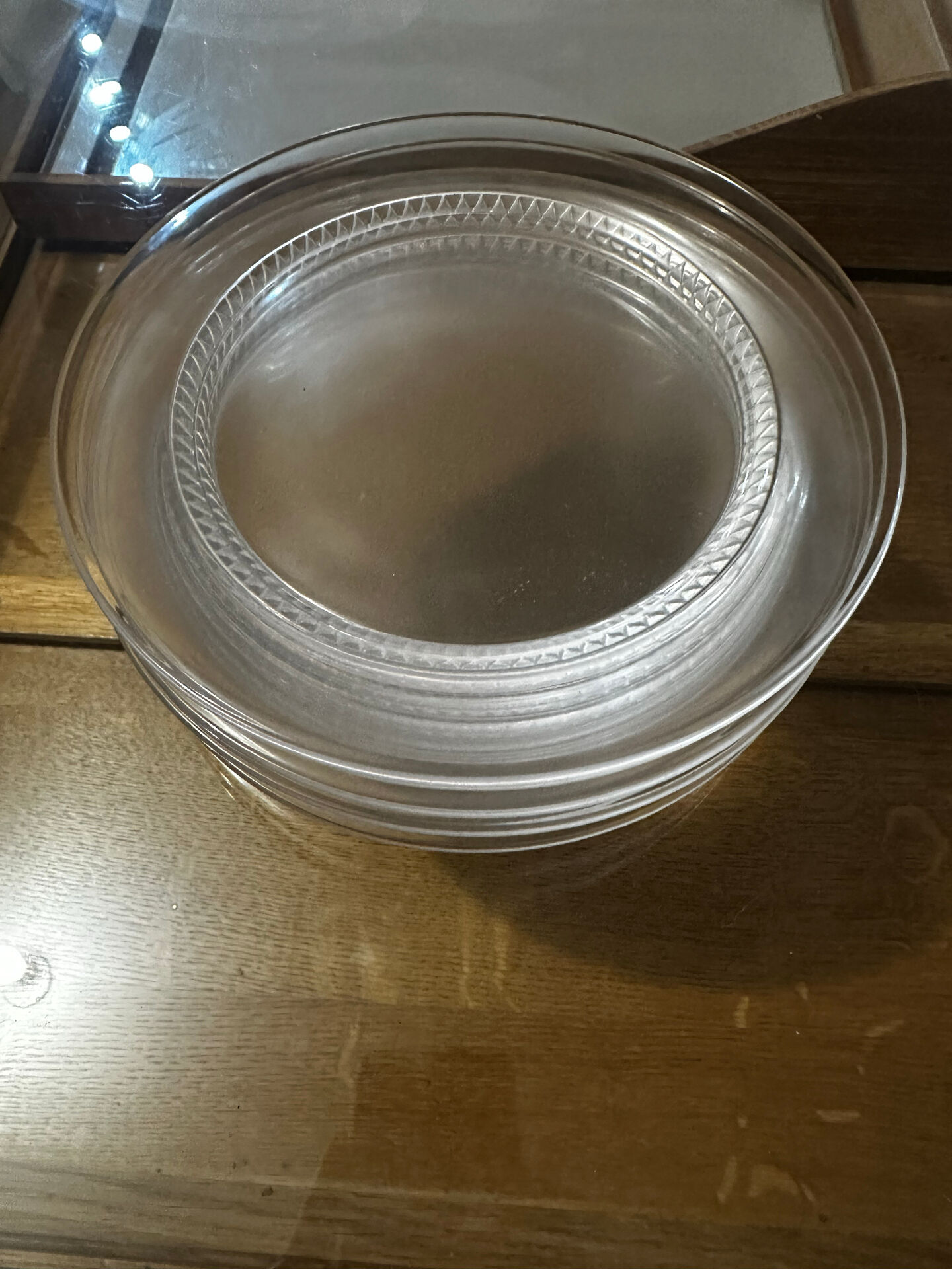 6 assiettes Lalique France modèle Bourgueil