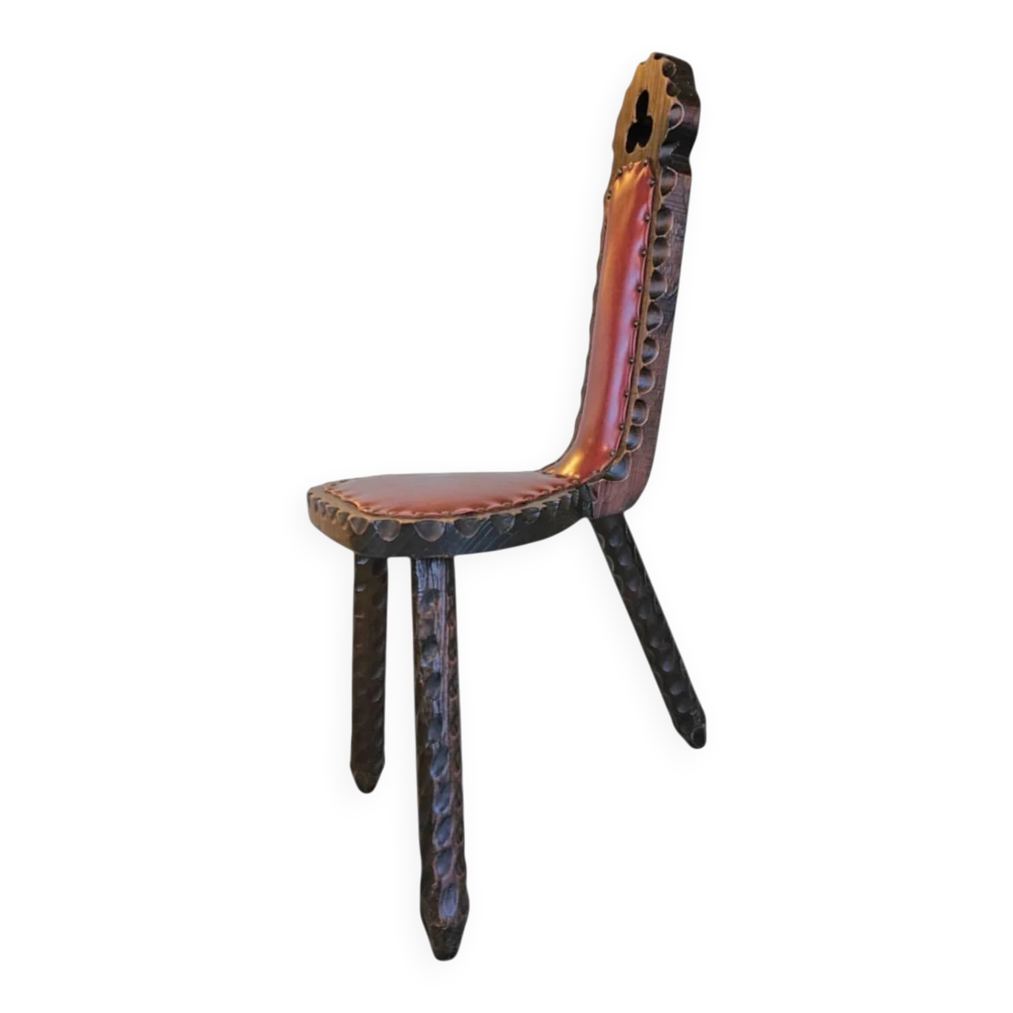 Vintage brutalist Spanish tripod chair / wooden stool