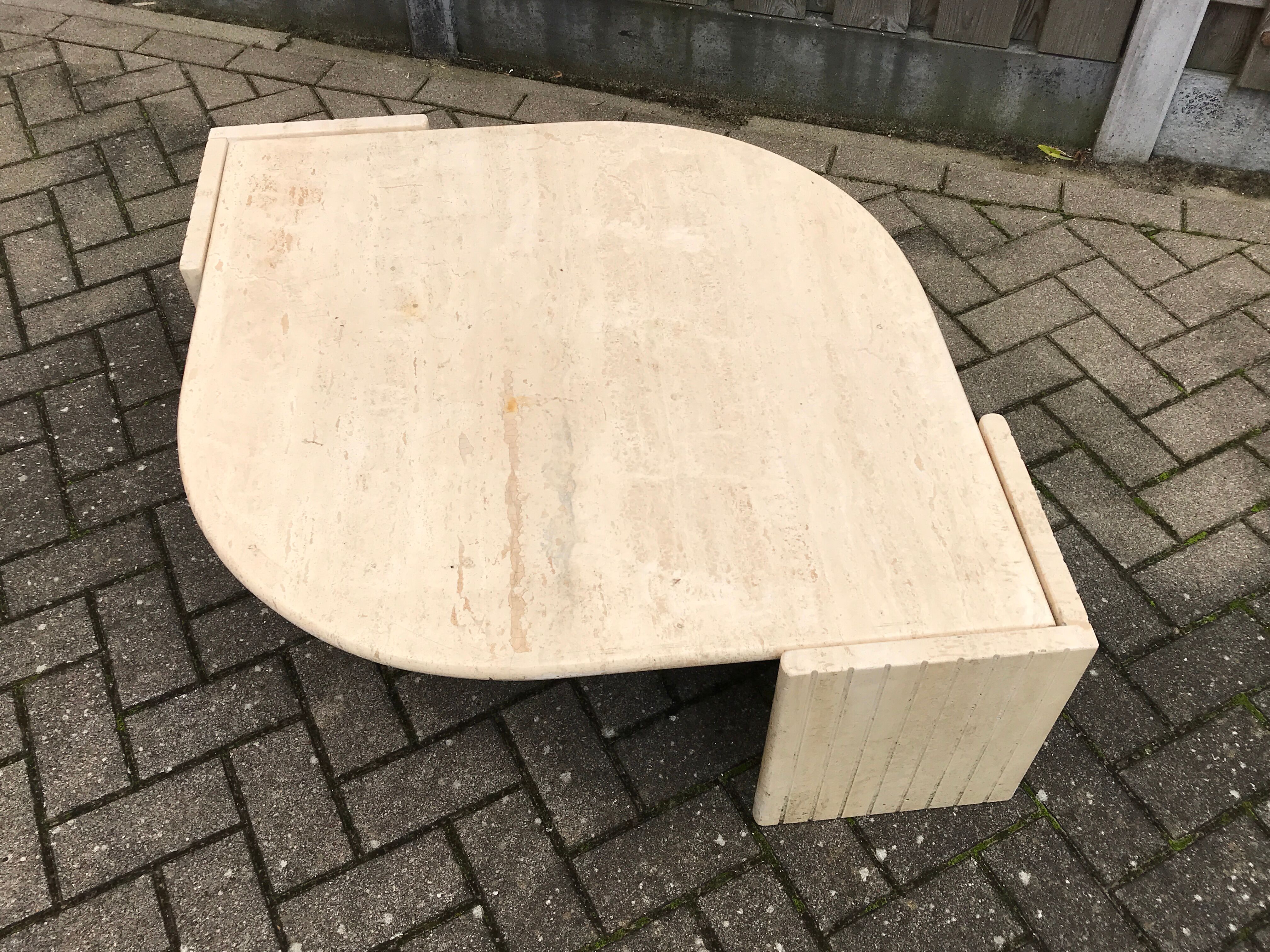 Beige marble coffee table by Roche Bobois, 1970s