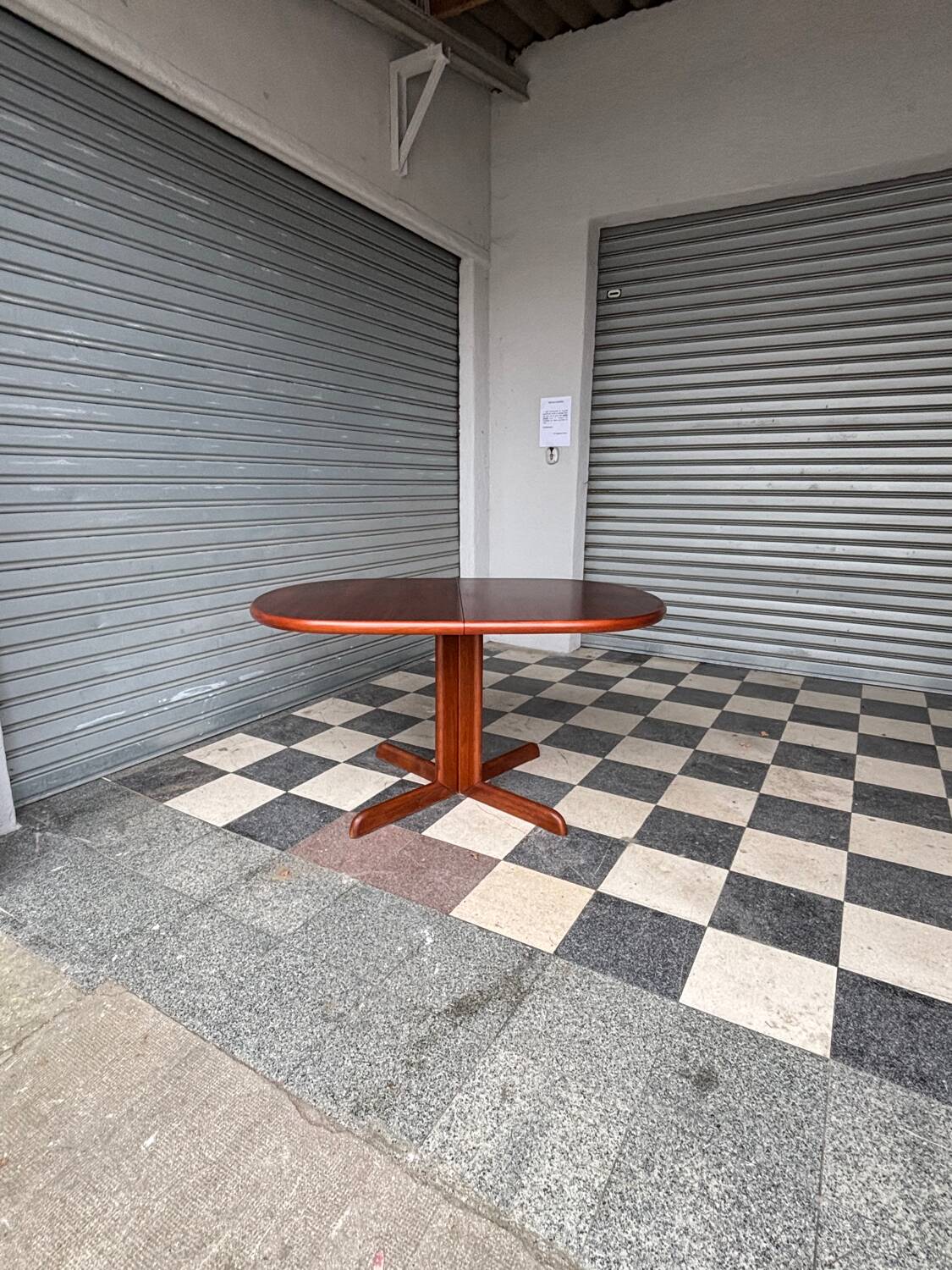 Vintage Scandinavian extendable table