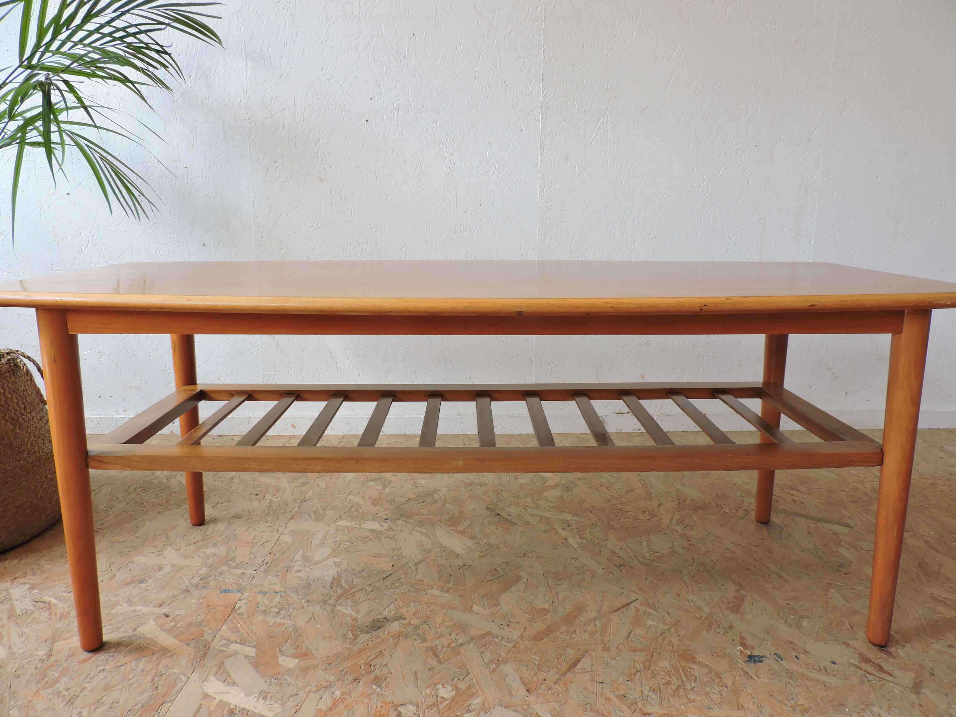 Low scandinavian teak table 60's