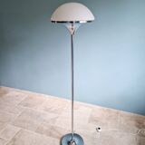 Lampadaire Moderniste en métal chromé et verre satiné blanc