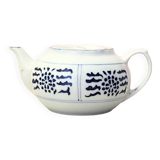 Antique white and blue Chinese porcelain teapot – floral decoration