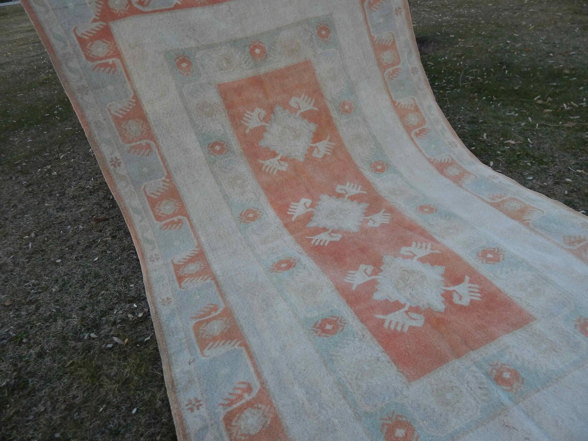 Vintage Turkish Oushak rug 195x312 cm
