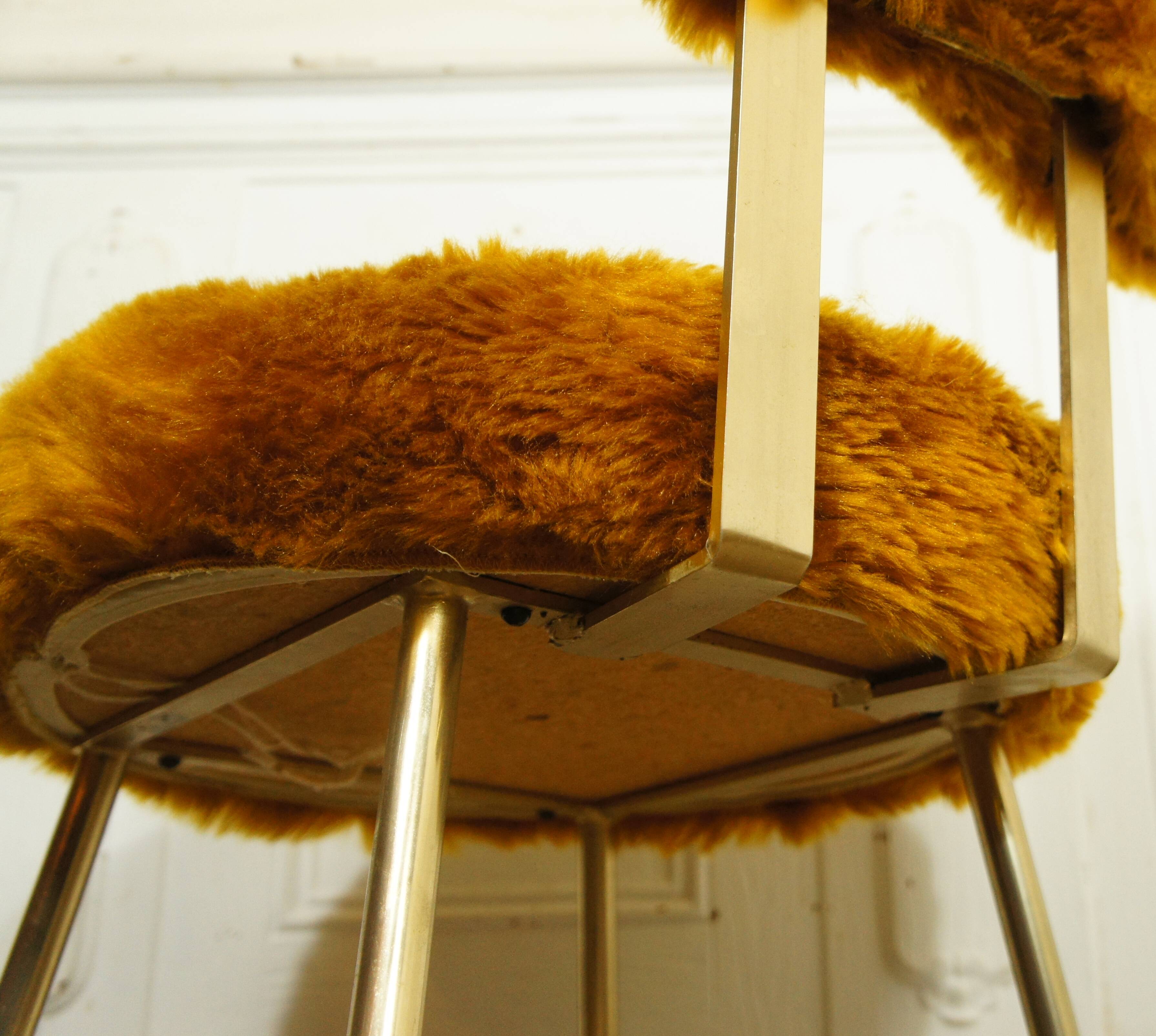 Pelfran mustard & gold moumoute chair
