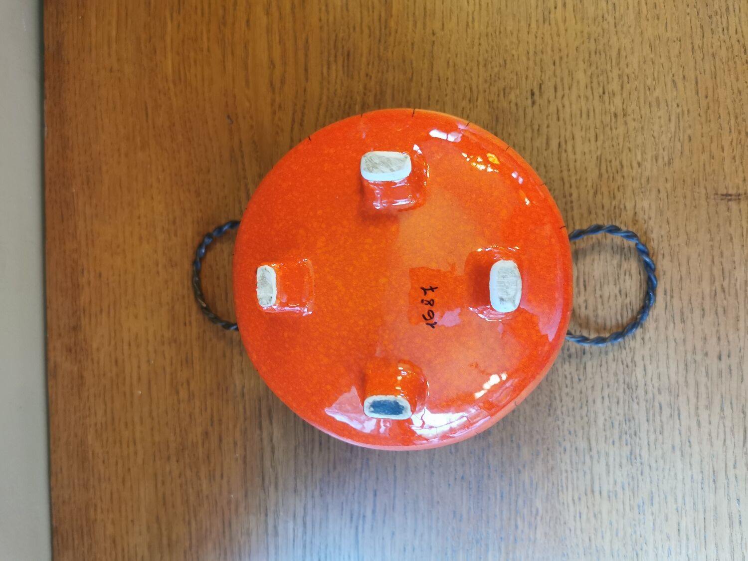 Vintage red ceramic pot cache 70s