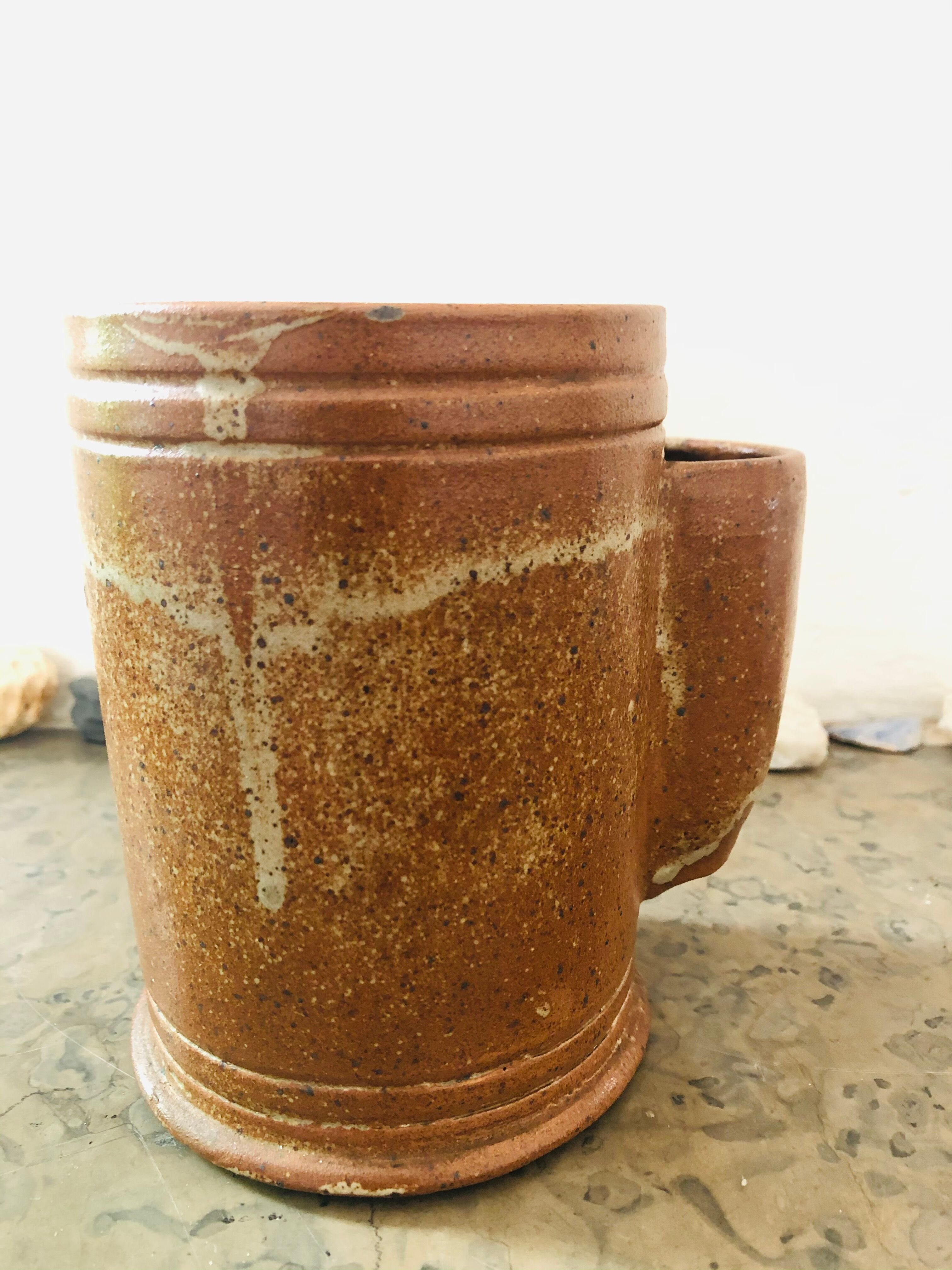 Small double sandstone pot