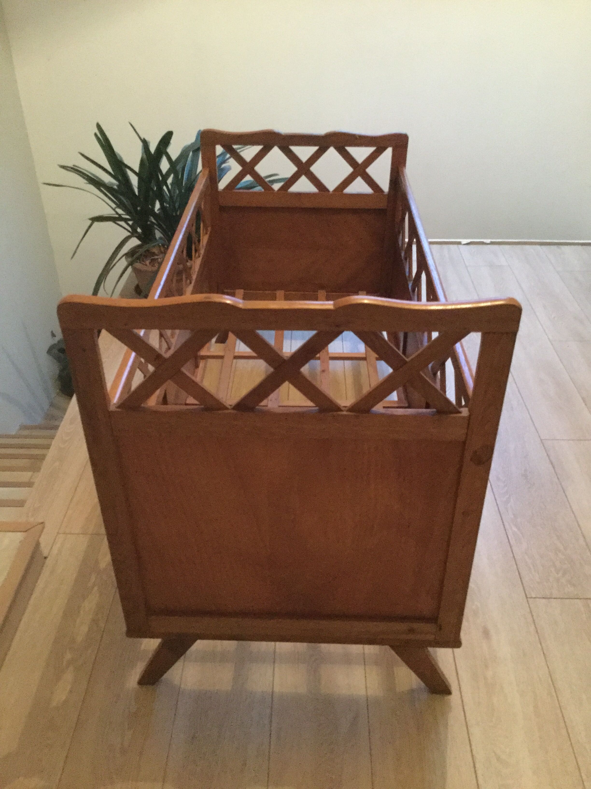 Vintage child or baby bed