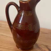 Pichet vase vintage en grès du Berry émaillé brun – décor géométrique