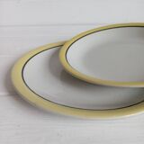 4 plates (2 deep, 2 flat)