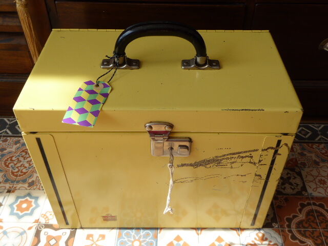 COLUMBIA - suitcase vintage 50/60s yellow metal Binder